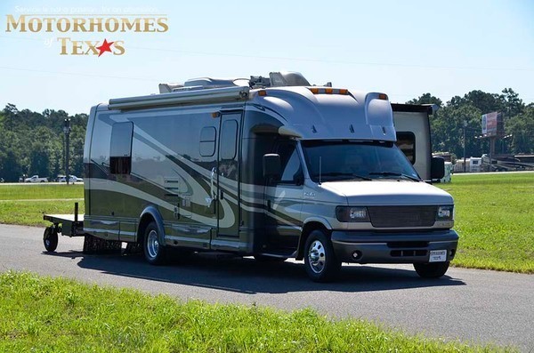 2006 Dynamax Corp Isata Touring IE280