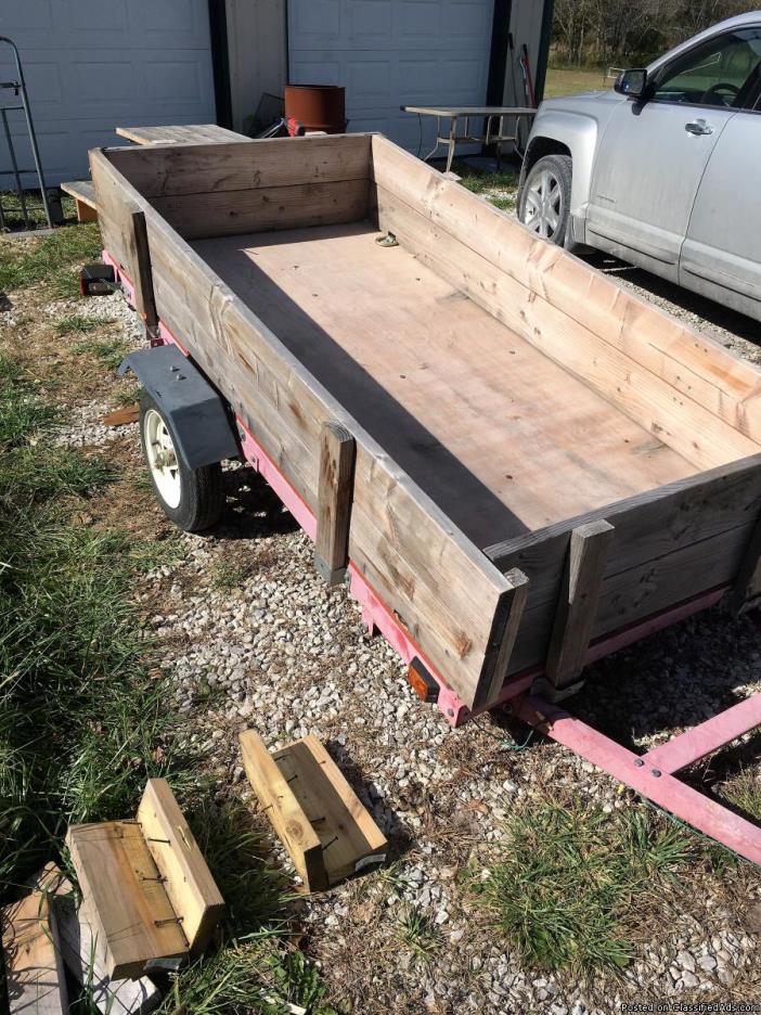 2013 8 foot lawn and garden trailer., 1