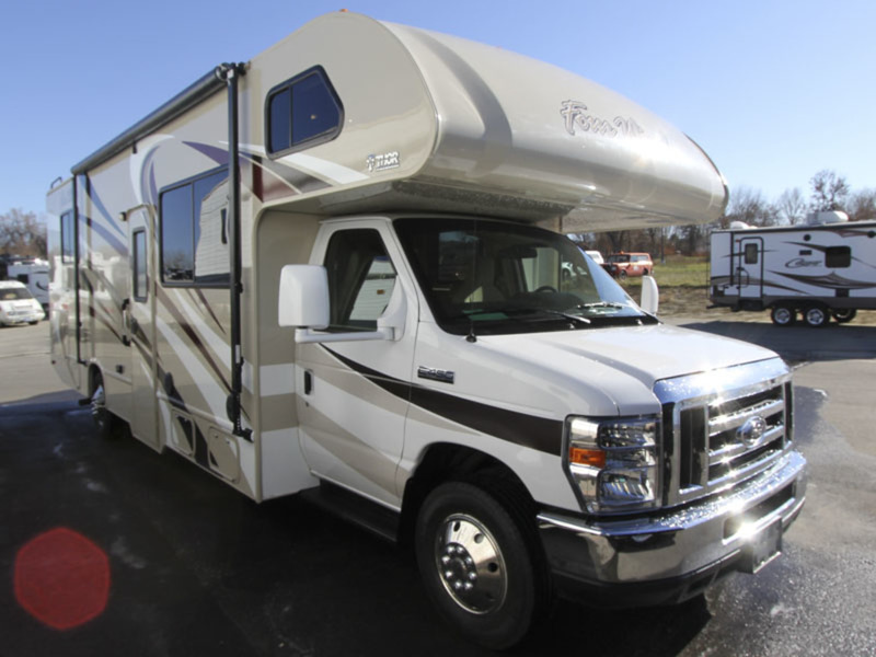 2017 Thor Motor Coach Four Winds 26B Chevy