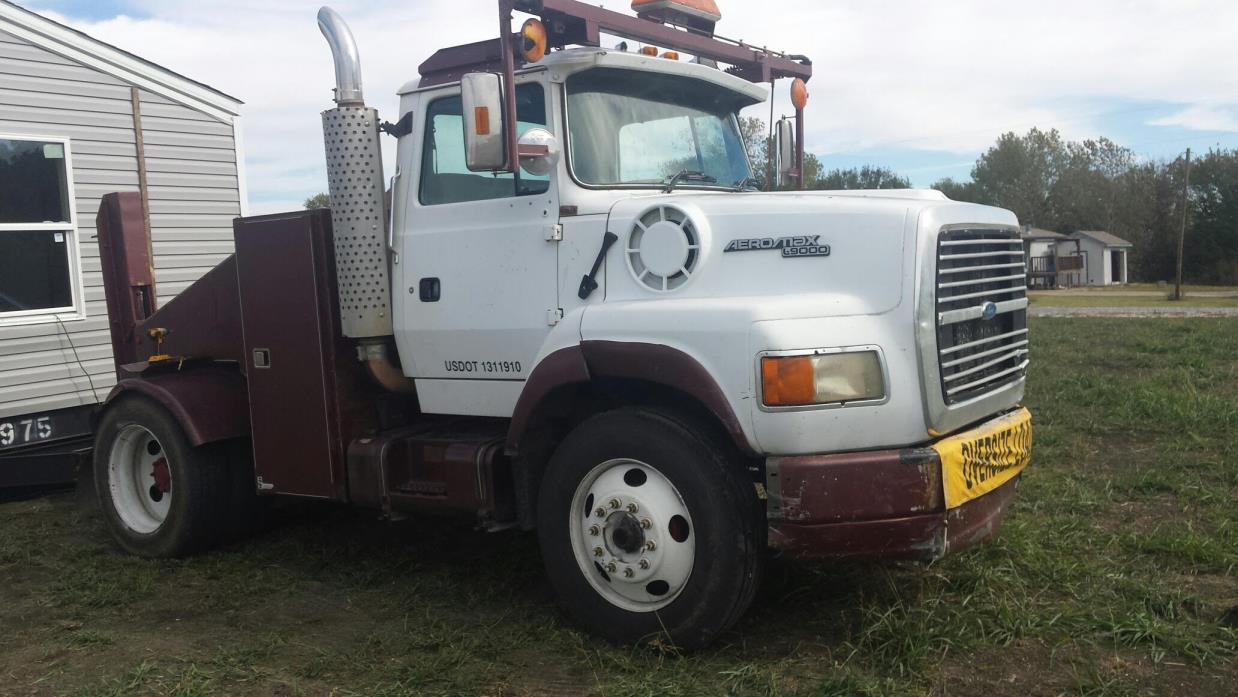 1995 Ford L9000  Toter