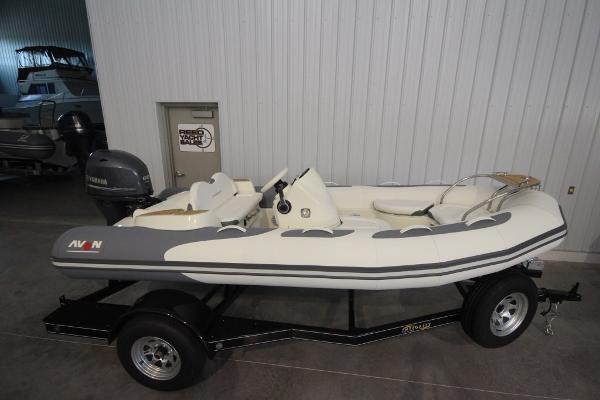 2017 Avon Seasport 420 Deluxe NEO 60hp In Stock