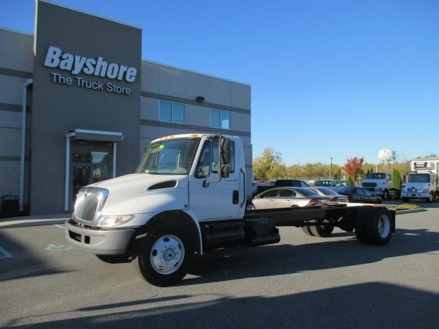 2009 International 4400  Cab Chassis