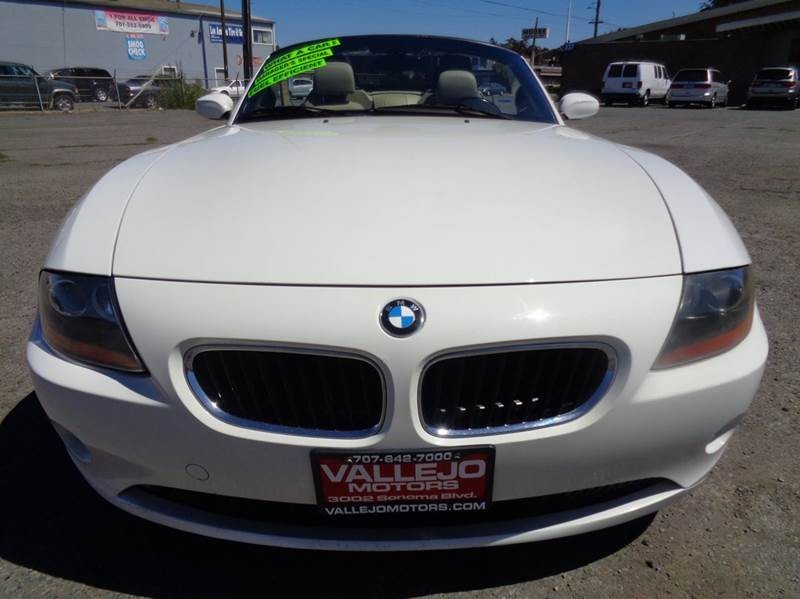 2003 BMW Z4 2.5i 2dr Roadster