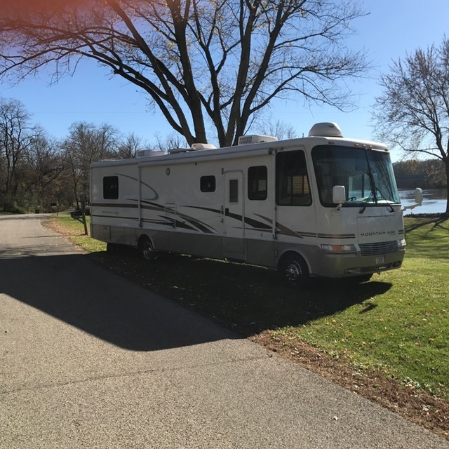2001 Newmar MOUNTAIN AIRE 3758