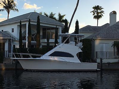 Luhrs 34 Convertible Sportfish Powerboat Yacht Boat