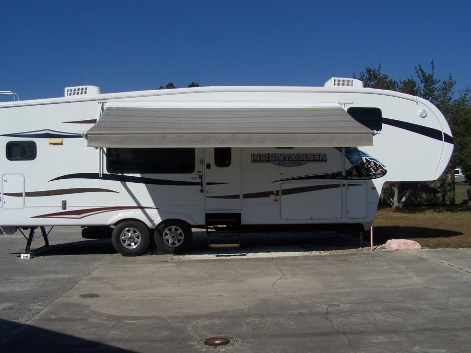 2011 Keystone MONTANA MOUNTAINEER 295RKD