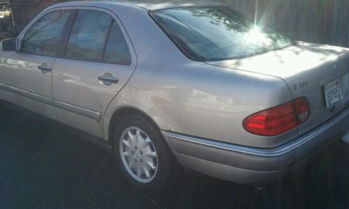 1997 Mercedes-Benz E-Class  1997 Mercedes-Benz