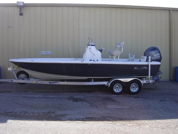 2016 NauticStar 2200 Sport