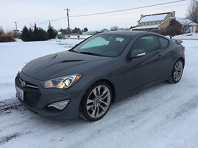 2013 Hyundai Genesis 3.8 Track Coupe 2-Door 2013 Hyundai Genesis 3.8 Track Coupe 2-Door Top Model Manual