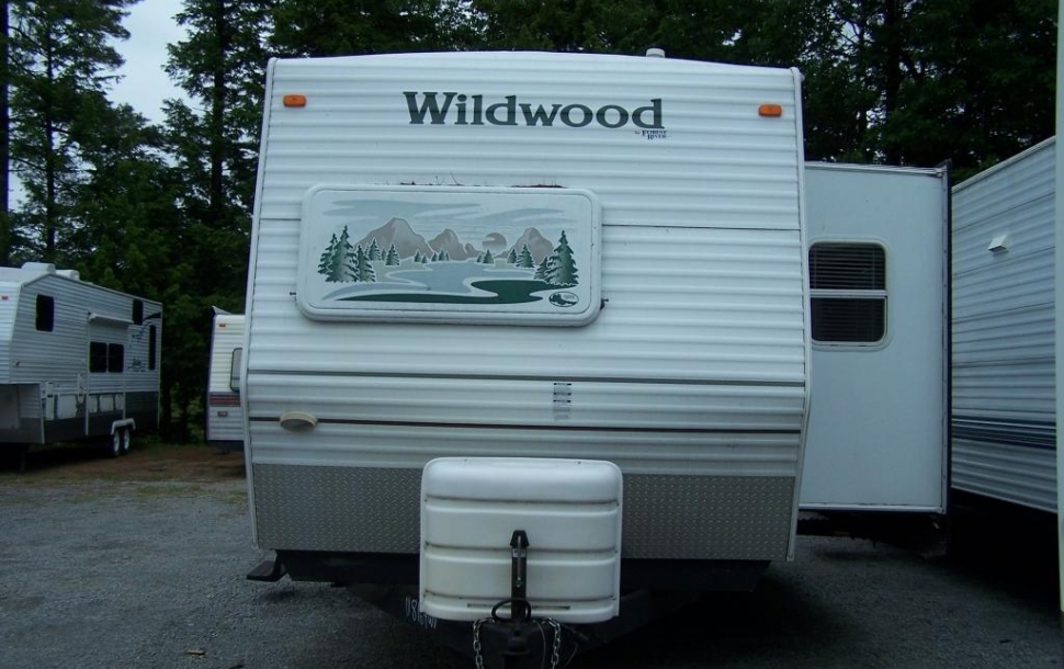 2004 Forest River Wildwood 32FKSS
