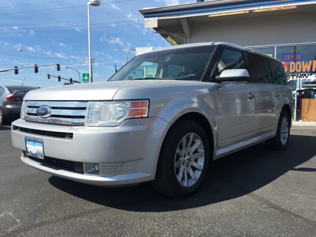 2009 Ford Flex SEL (CLICKITAUTOANDRVVALLEY)