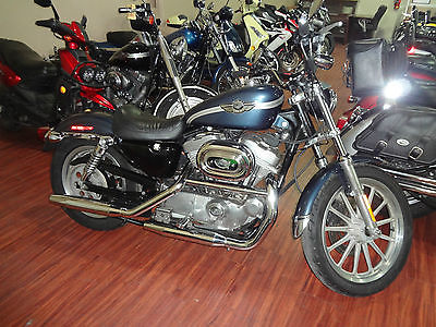 2003 Harley-Davidson Sportster  2003 Harley-davidson XL883 HUGGER---XL883