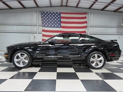 2007 Ford Mustang GT Coupe 2-Door Black Coupe 4.6L V8 Manual Low Miles Warranty Financing Leather 18s Loaded Clean