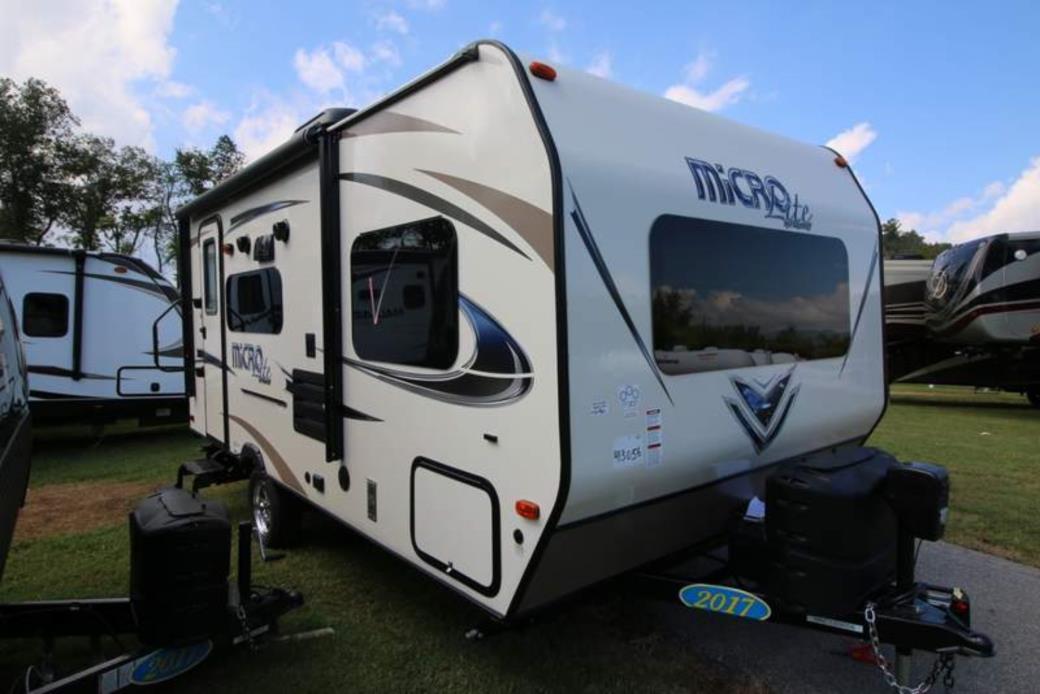 Forest River FLAGSTAFF MICRO LITE 19FBS
