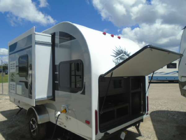 2017  Winnebago  Winnie Drop 170K