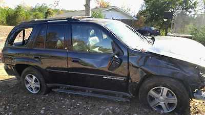 2004 Chevrolet Trailblazer LT Sport Utility 4-Door 2004 Chevrolet Trailblazer EXT LT Sport Utility 4-Door 4.2L