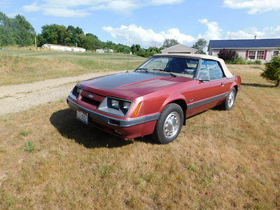 1985 Ford Mustang GT Convertible 1985 Ford Mustang GT Covertible