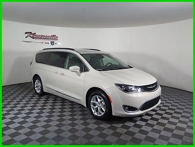 2017 Chrysler Pacifica Touring-L FWD V6 Van Leather Interior Backup Cam 2017 Chrysler Pacifica Touring-L FWD Van Leather Interior FINANCING AVAILABLE