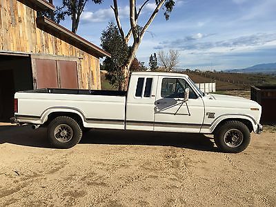 1986 Ford F-250  1986 Ford F250