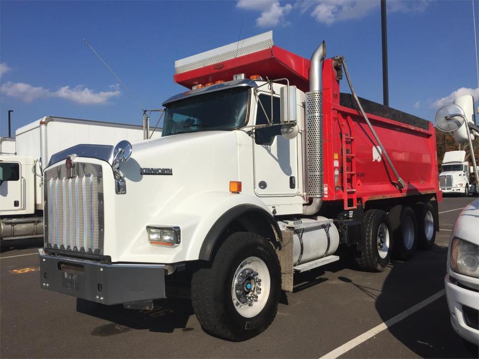 2013 Kenworth T800  Dump Truck