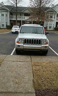 2007 Jeep Commander  2007 Jeep commander 4x4 wheel drive