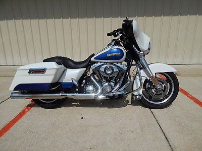 2010 Harley-Davidson Touring  2010 Harley-Davidson FLHX - Street Glide