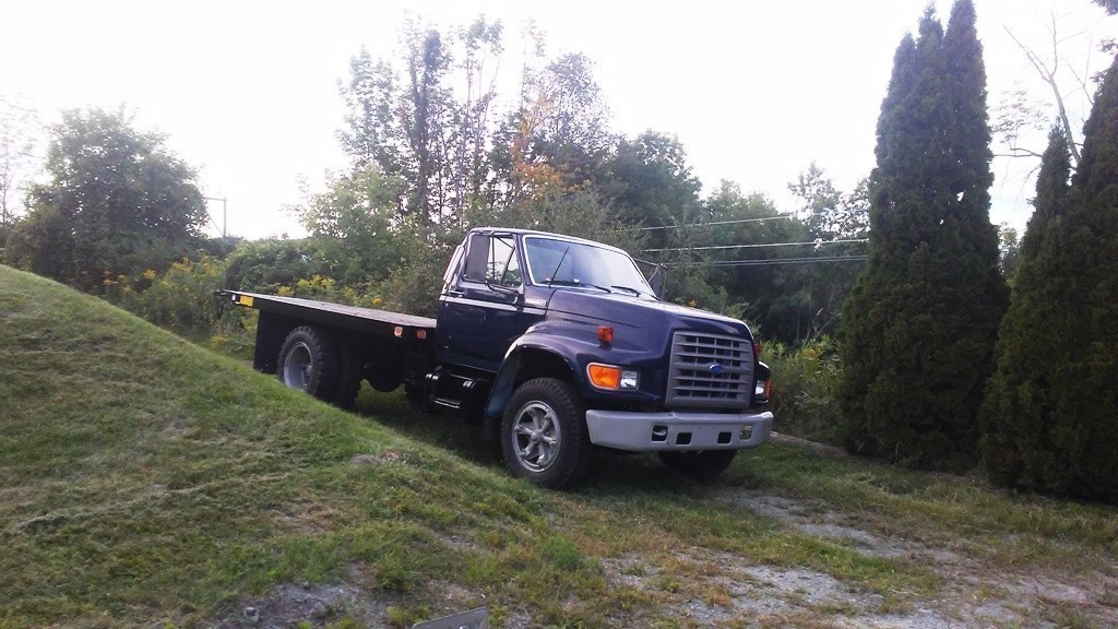 1995 Ford F750  Stake Bed