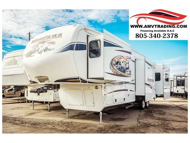 2017 Keystone Montana 3750FL 5 Slides
