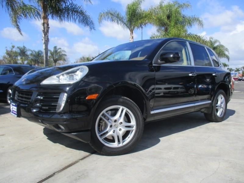 2008 Porsche Cayenne S AWD Premium Pkg BOSE Loaded Well Maintained!!