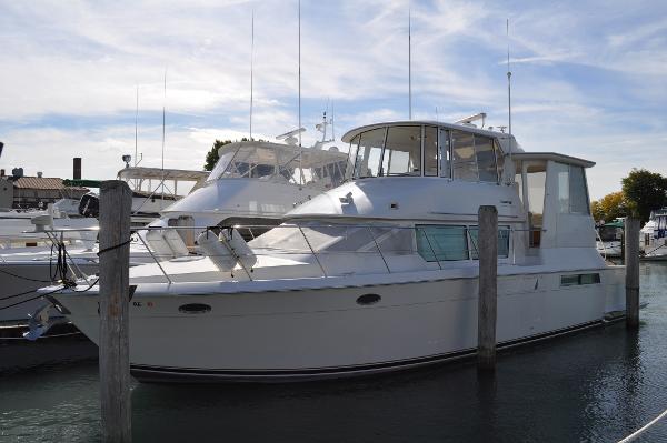 1997 Carver 500 Cockpit Motor Yacht