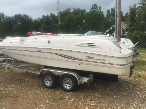 2001  Chaparral  232 SUNESTA