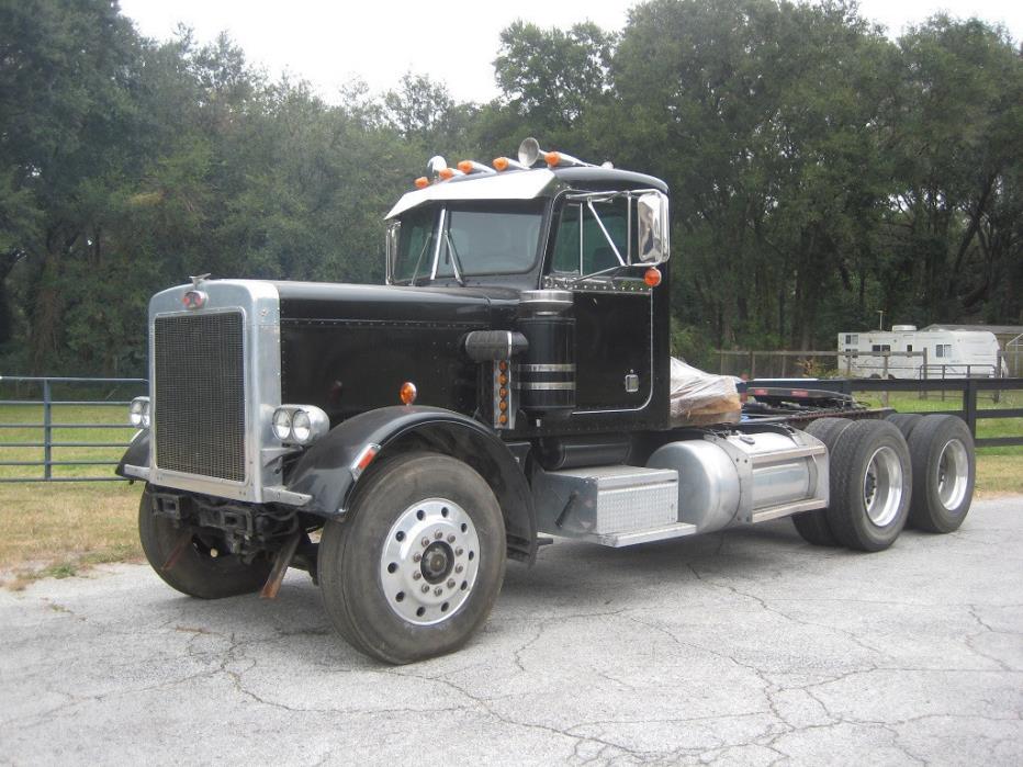 1986 Peterbilt 359  Conventional - Day Cab