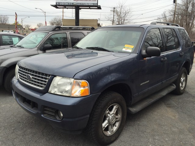 '04 Ford Explorer XLT 4WD Best Bang for the Buck!