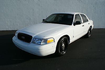 2010 Ford Crown Victoria Police Interceptor P7B Police Interceptor P7B - Rust Free Florida Car - Just Serviced - Great Condition