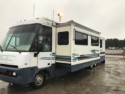 Itasca by Winnebago Model 37 RW Suncruiser Super Slide