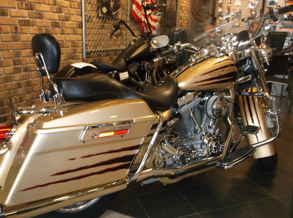 2003  Harley-Davidson  Screamin' Eagle  Road King