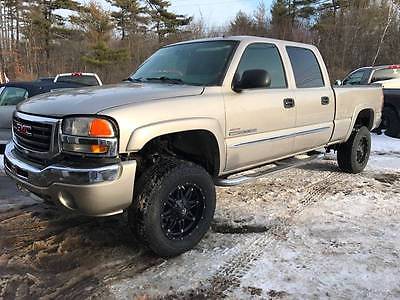 2006 GMC Sierra 2500 SLT 4dr Crew Cab 4WD SB 2006 GMC Sierra 2500HD, Beige with 285,249 Miles available now!
