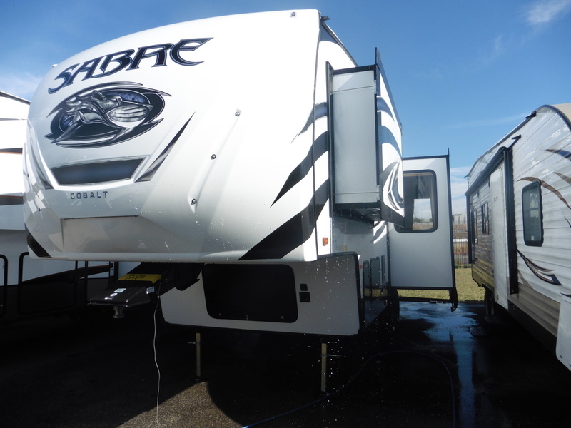 2017 Forest River Sabre 27BHD