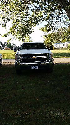 2010 Chevrolet Silverado 2500  2010 Chevrolet Silvarado Duramax 2500 4x4. $16000.00. OBO