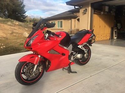 2002 Honda Interceptor  2002 Honda VFR800 with ABS