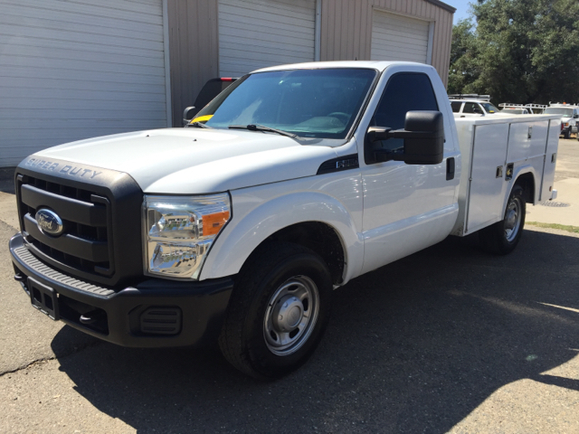 2011 Ford F-250  Contractor Truck