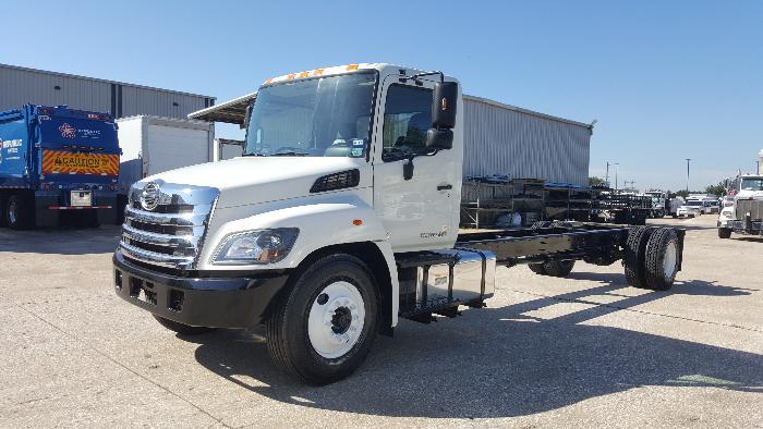 2014 Hino 268  Conventional - Day Cab