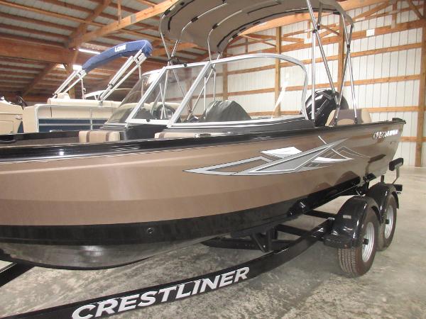 2017 Crestliner 1850 Super Hawk