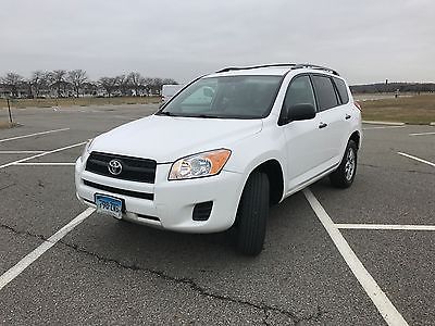 2011 Toyota RAV4 Base Sport Utility 4-Door 2011 TOYOTA RAV4 GREAT CONDITION  2 OWNERS l DRIVEN BY GIRL l NO ACCIDENTS