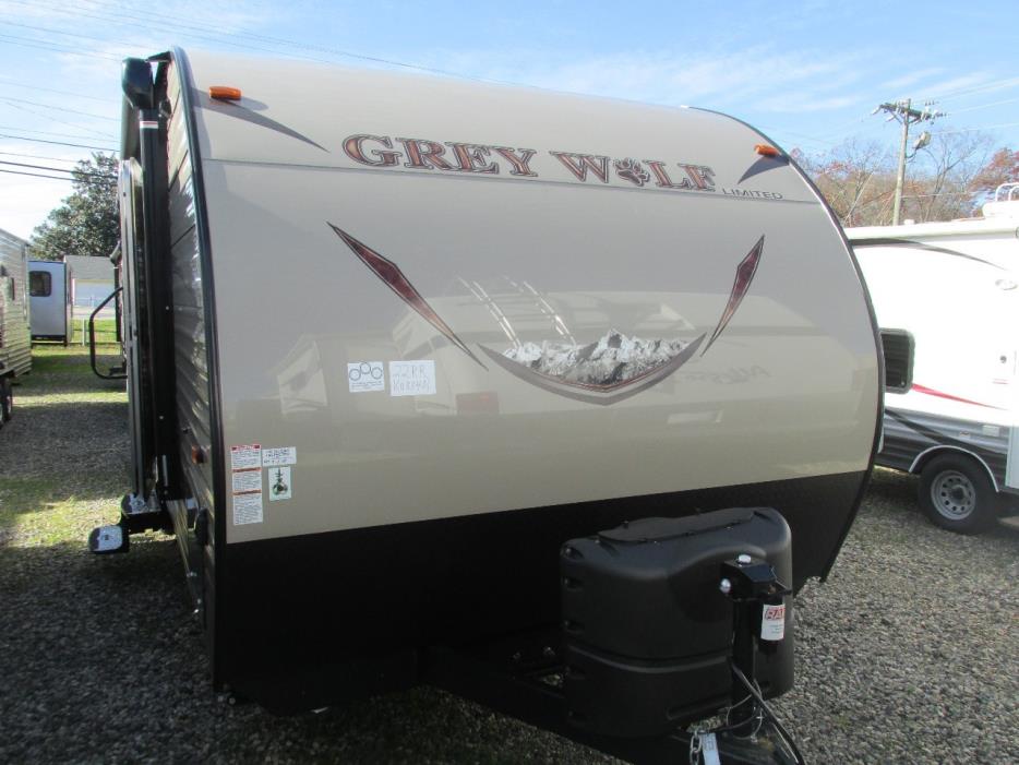 Forest River CHEROKEE GREY WOLF 22RR