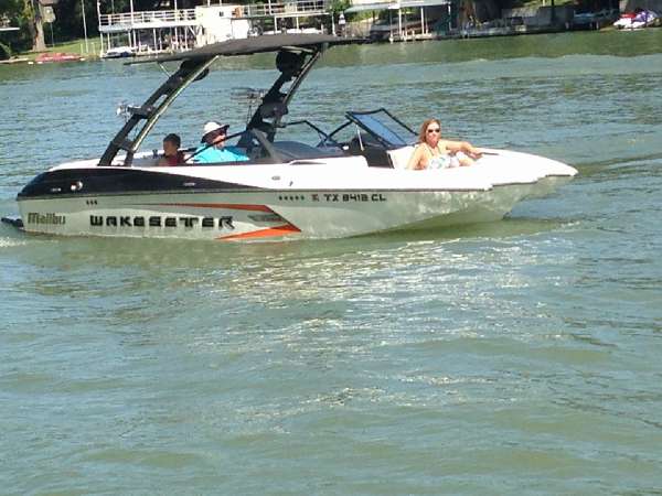 2014 Malibu Wakesetter 20 MXZ