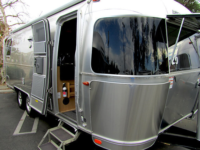Airstream Flying Cloud 25