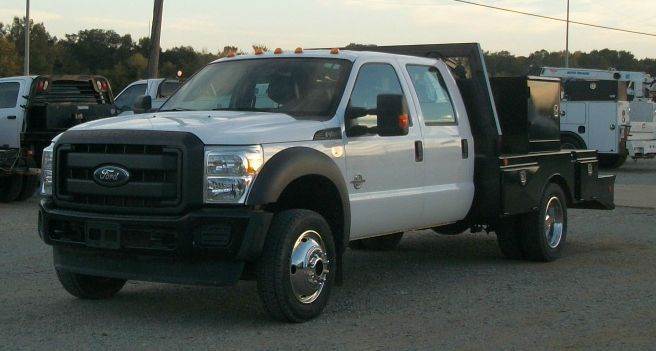2014 Ford F-450  Flatbed Truck