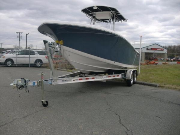 2017 TIDEWATER BOATS 220 CC Adventure