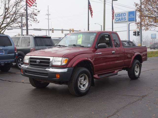 1999 Toyota Tacoma  Pickup Truck